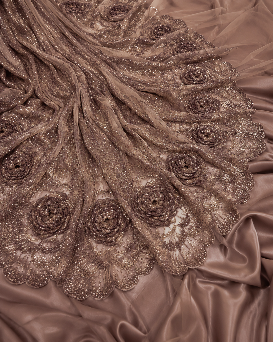 Brown floral lace with sequins | Pre-order