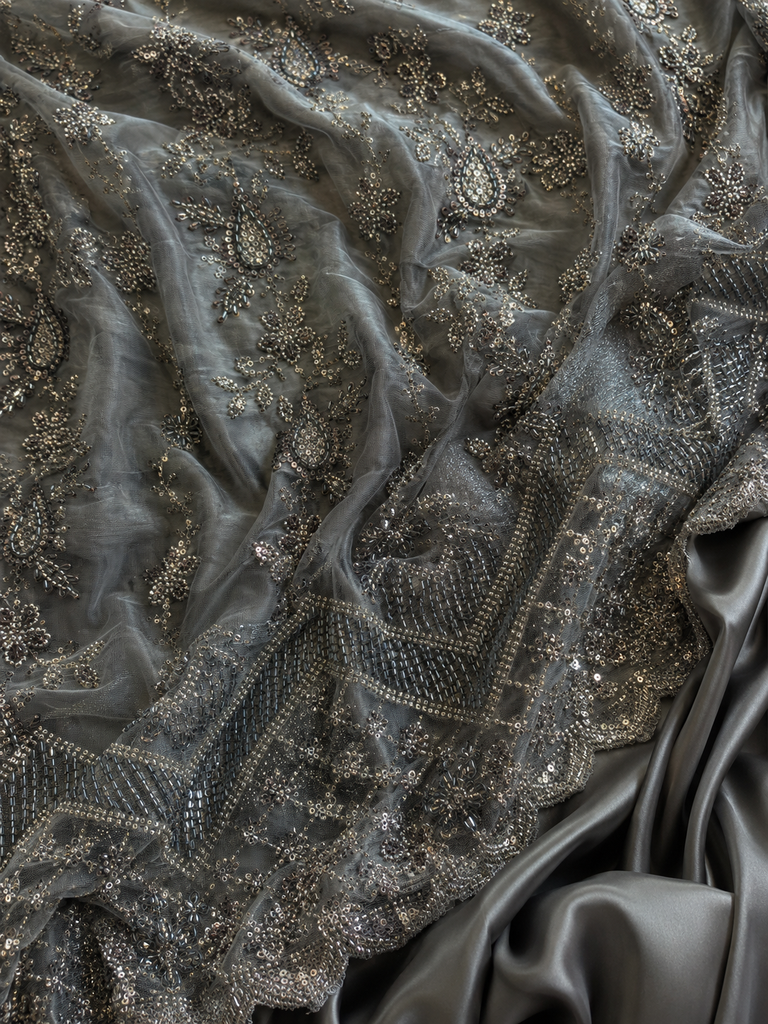 Gray lace unstitched material