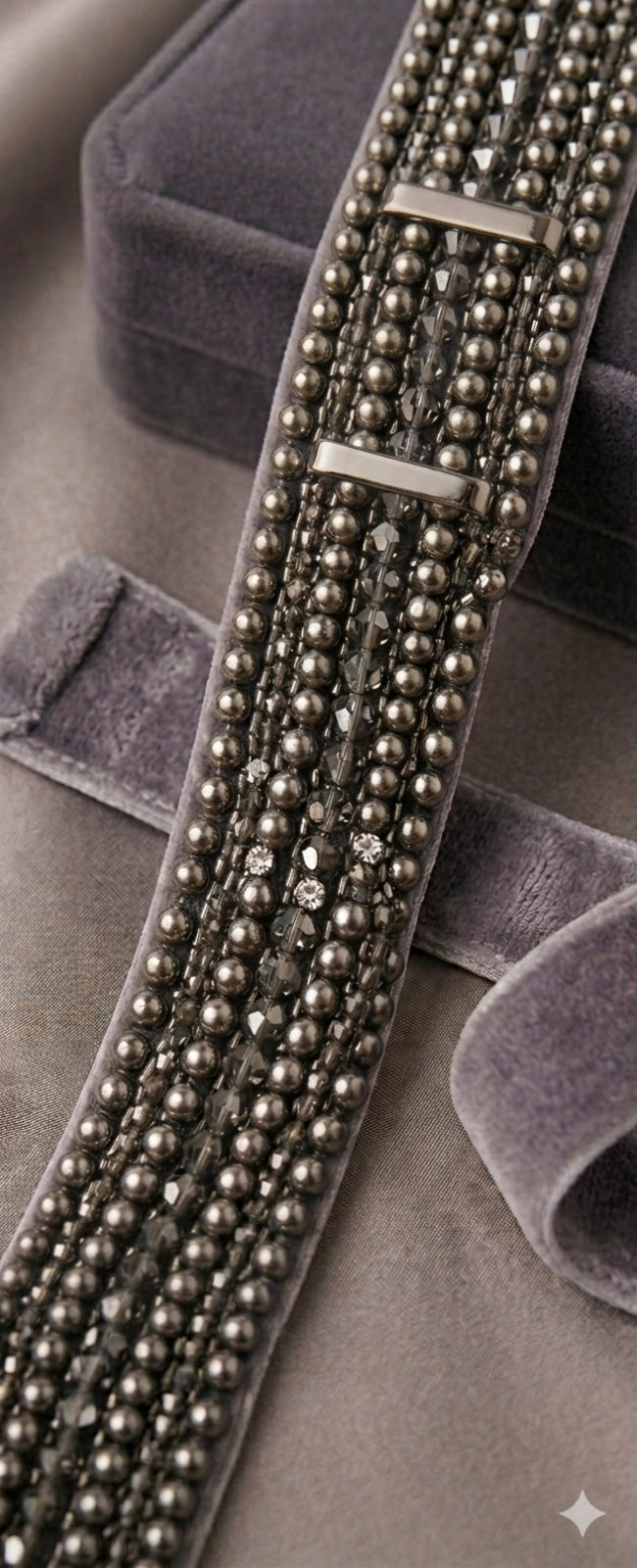 Pewter pearl belt